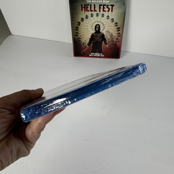 HELL FEST BLU-RAY + DVD + DIGITAL‎ New/Sealed - Picture 6 of 6